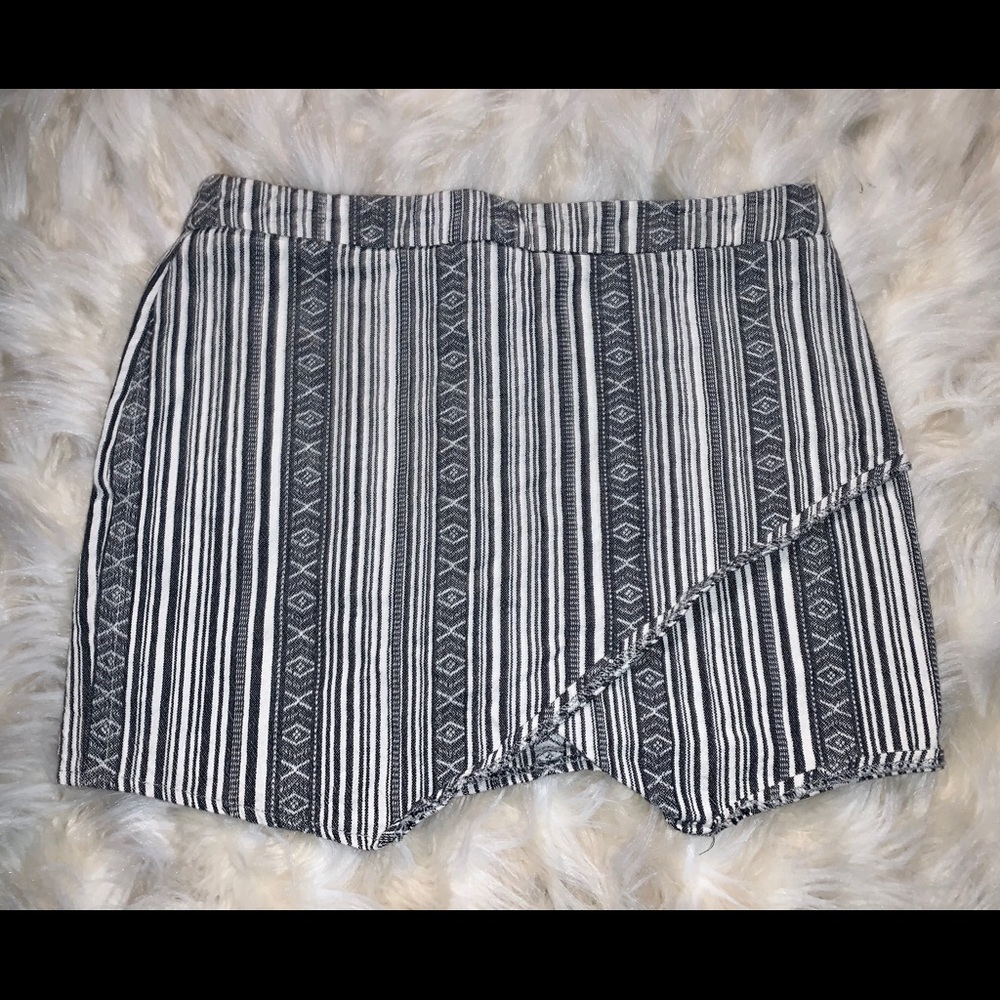 CROPPED AZTEC SKIRT 🌄